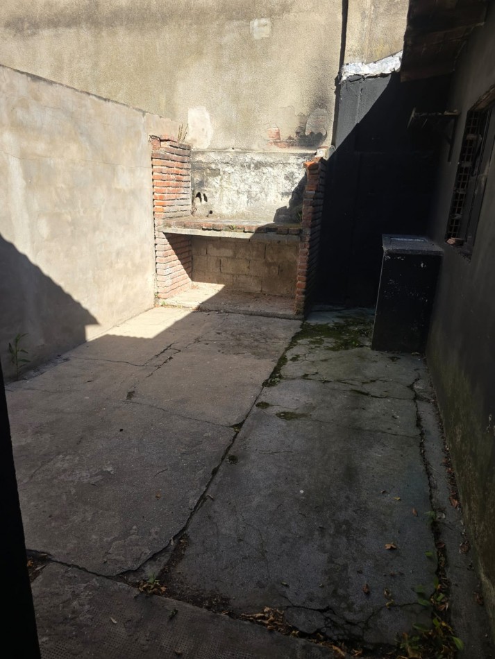 DEPARTAMENTO DE 2 AMBIENTES EN PERU E ITUZAINGO