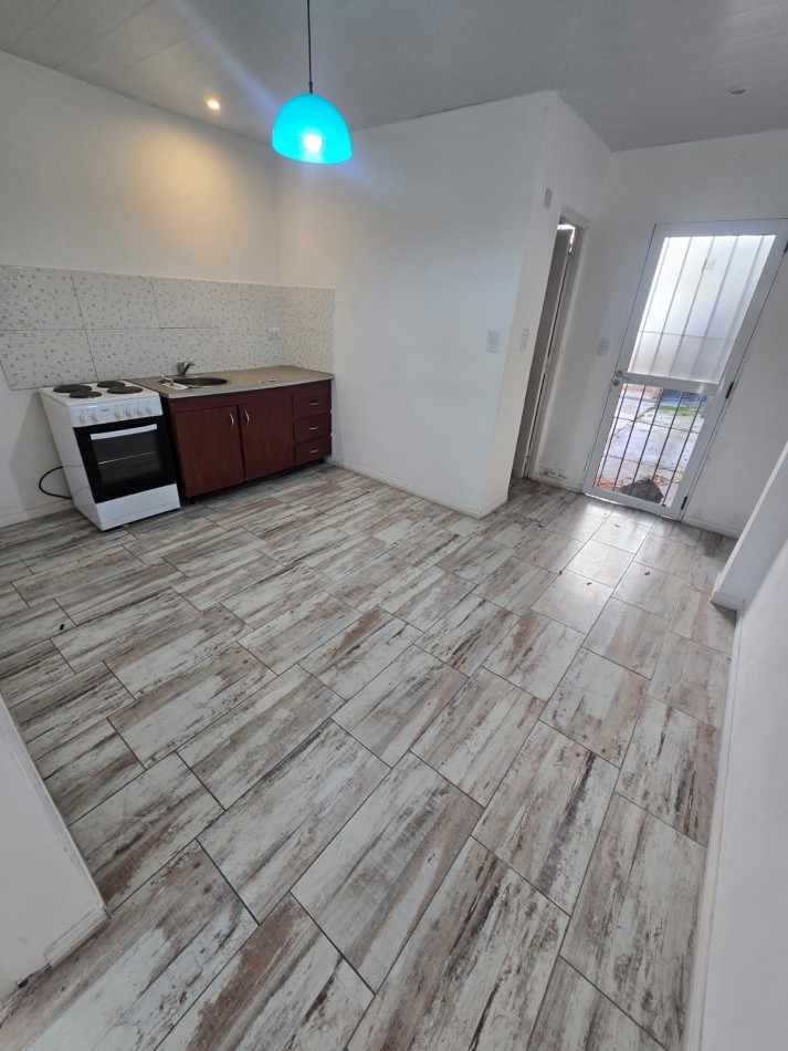 DEPARTAMENTO DE 2 AMBIENTES EN PERU E ITUZAINGO