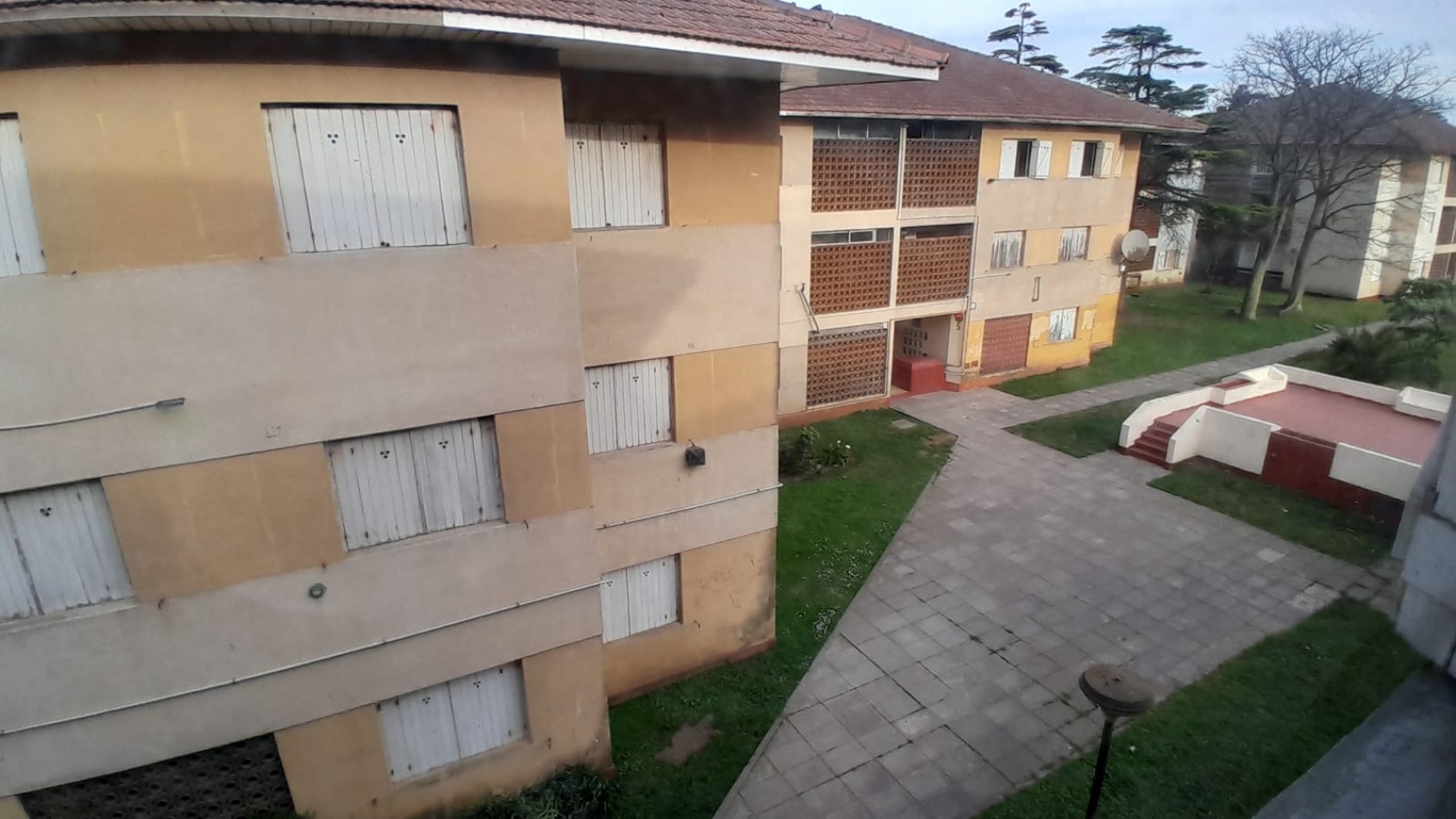 DEPARTAMENTO 4 AMBIENTES. ZONA ARTURO ALIO E ITUZAINGO. APTO CREDITO