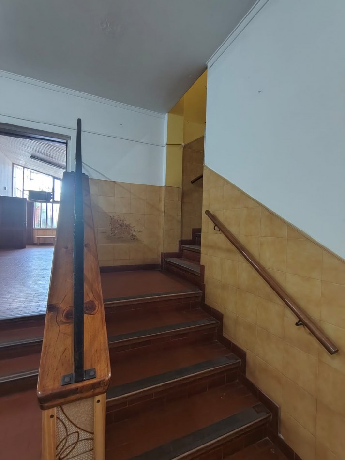 IMPORTANTE PROPIEDAD PARA USO PROFESIONAL O INSTITUCIONAL