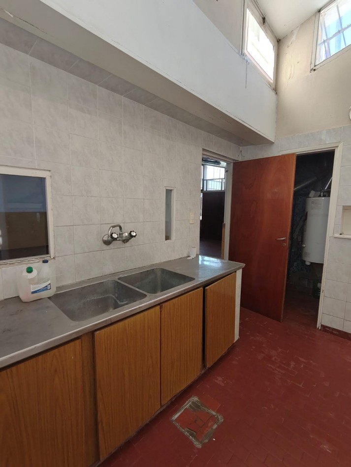 IMPORTANTE PROPIEDAD PARA USO PROFESIONAL O INSTITUCIONAL