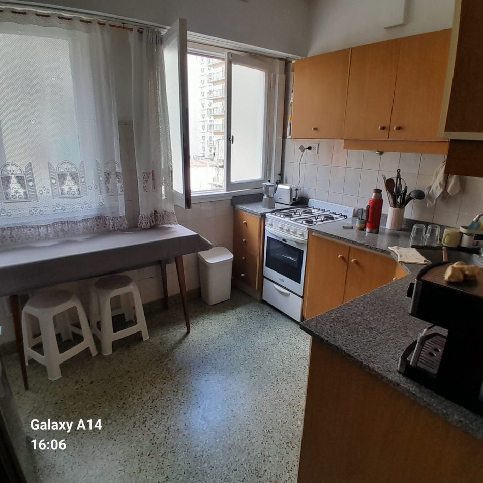 DEPARTAMENTO DE 3 AMBIENTES EN ZONA CENTRO