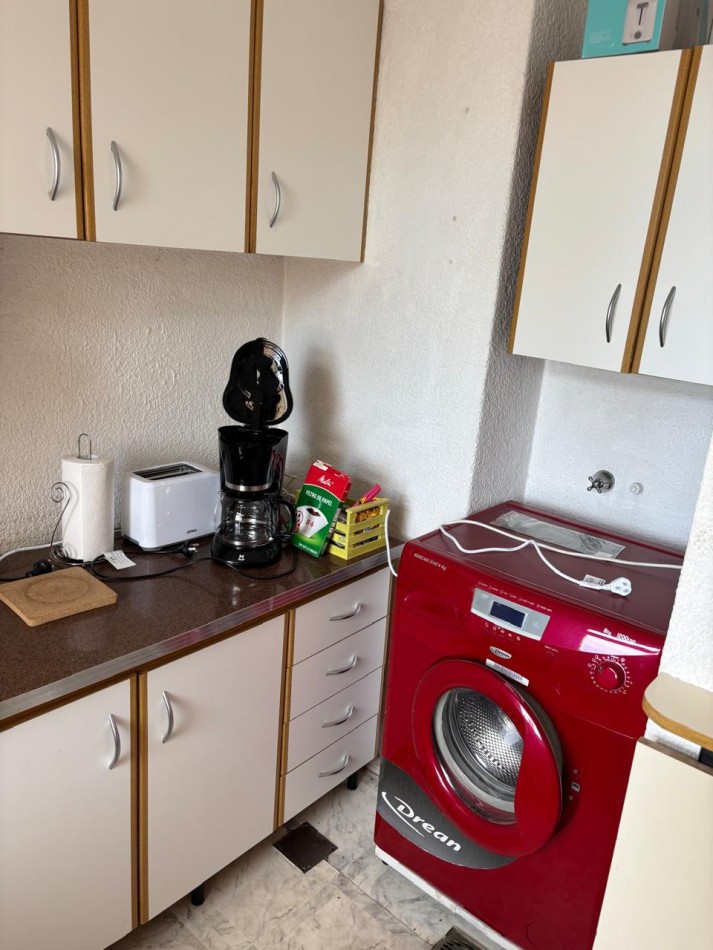 DEPARTAMENTO DE 3 AMBIENTES EQUIPADO, A UNA CUADRA DE LA COSTA