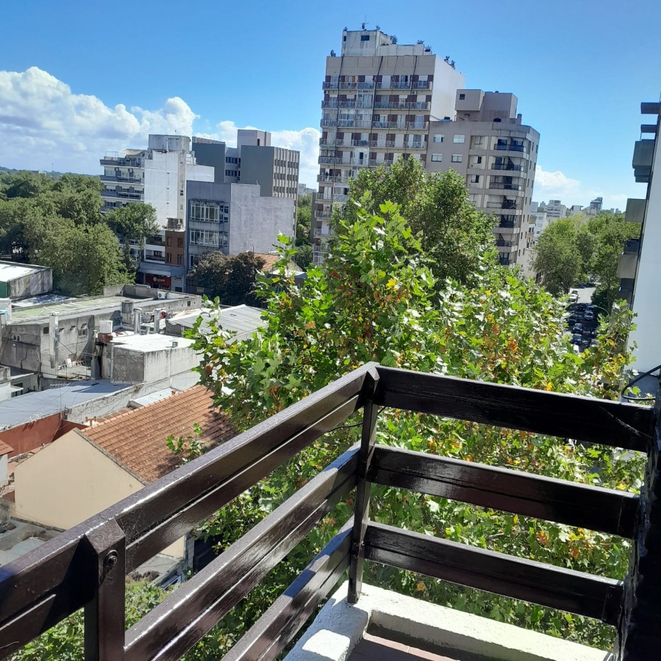 DEPARTAMENTO DE 2 AMBIENTES AMOBLADO