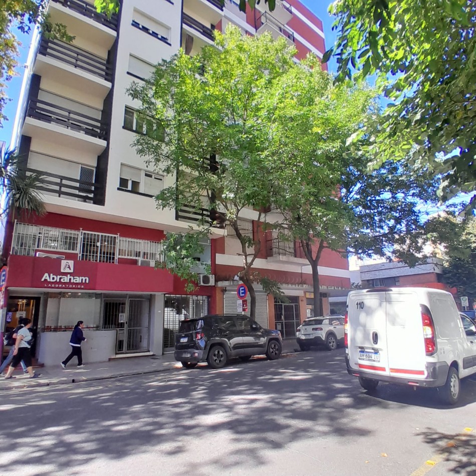 DEPARTAMENTO DE 2 AMBIENTES AMOBLADO