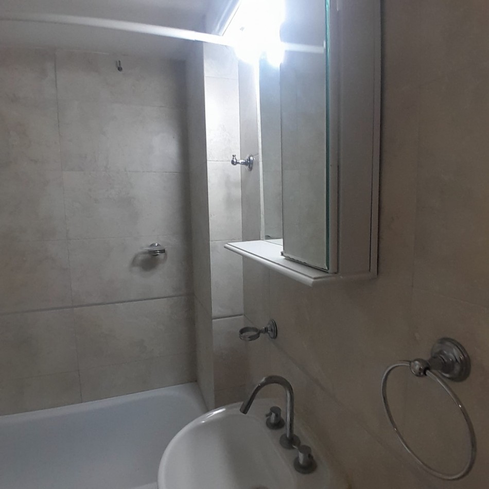 SEMIPISO DE 2 AMBIENTES A LA CALLE, APTO CREDITO