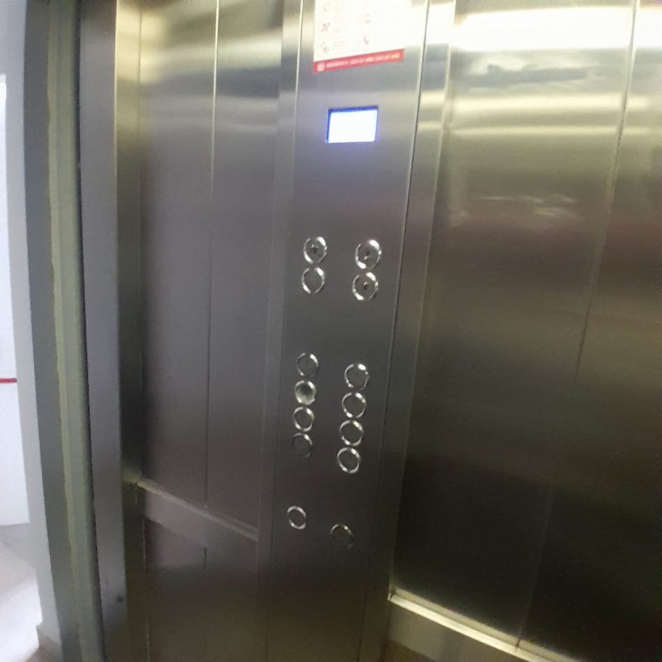 SEMIPISO DE 2 AMBIENTES A LA CALLE, APTO CREDITO