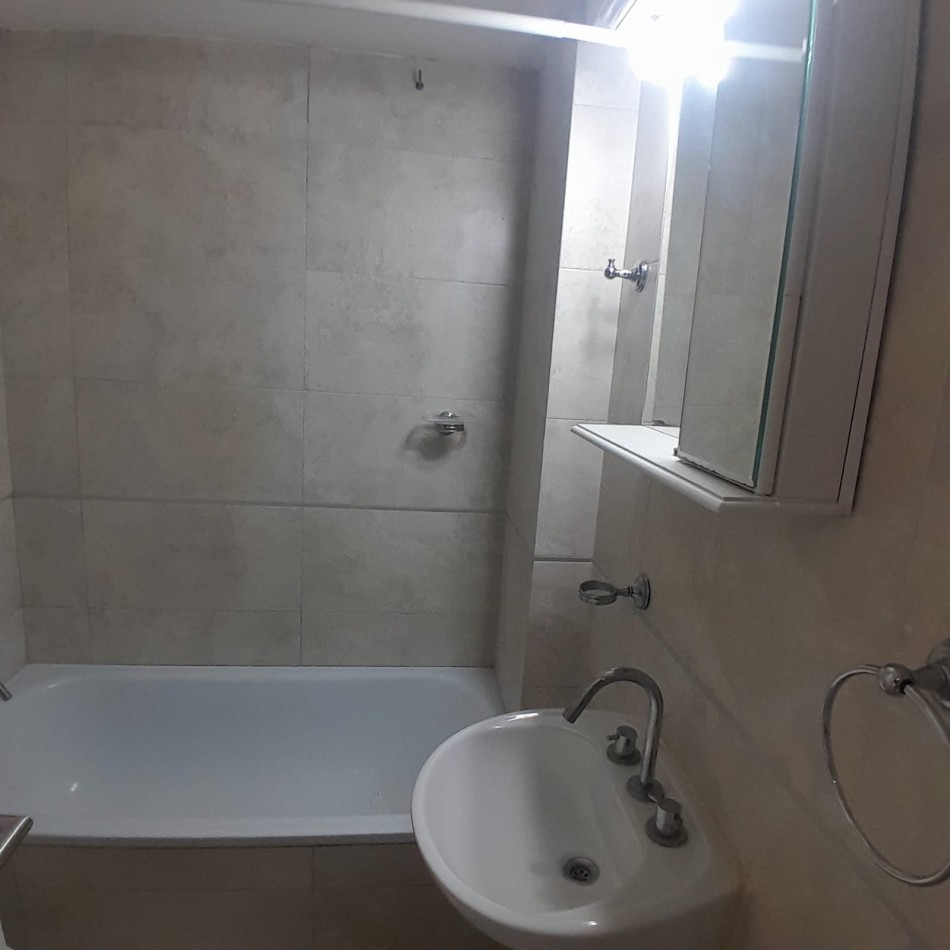 SEMIPISO DE 2 AMBIENTES A LA CALLE, APTO CREDITO