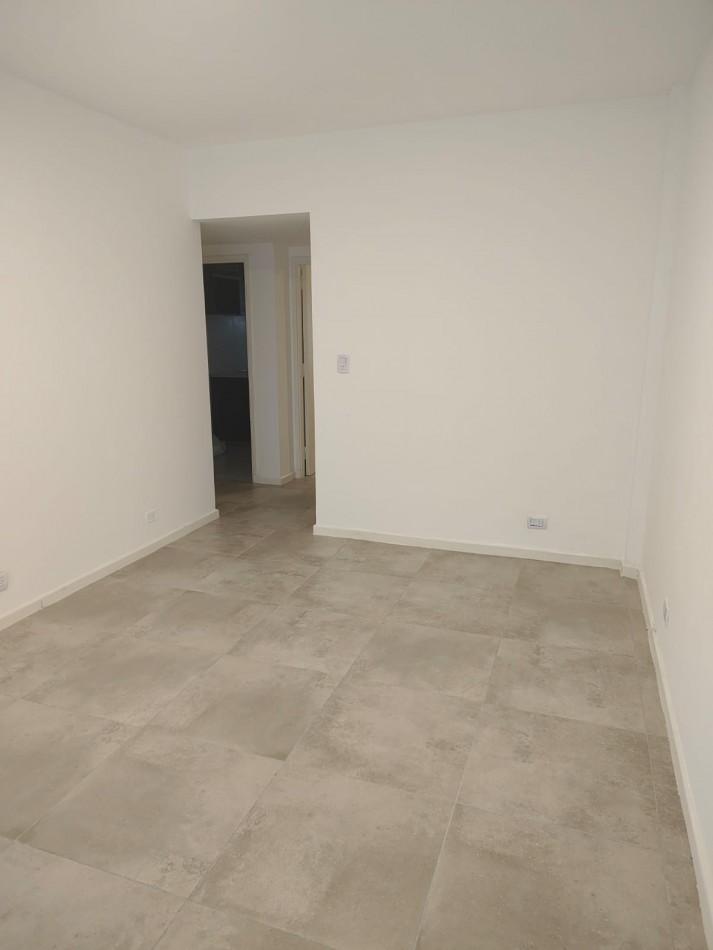 DEPARTAMENTO DE 2 AMBIENTES A 4 CUADRAS DEL SHOPPING ALDREY