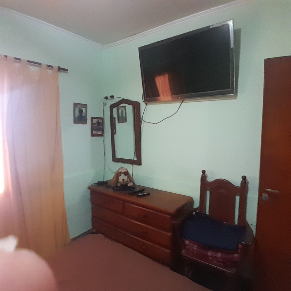 CASA DE 3 AMBIENTES EN BARRIO RAICES