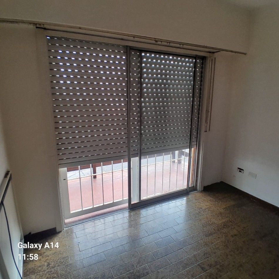 DEPARTAMENTO DE 5 AMBIENTES EN LA ZONA DE GUEMES