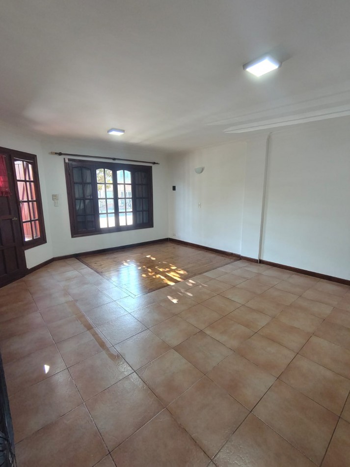 HERMOSO PH DE 4 AMBIENTES AMPLIO Y LUMINOSO