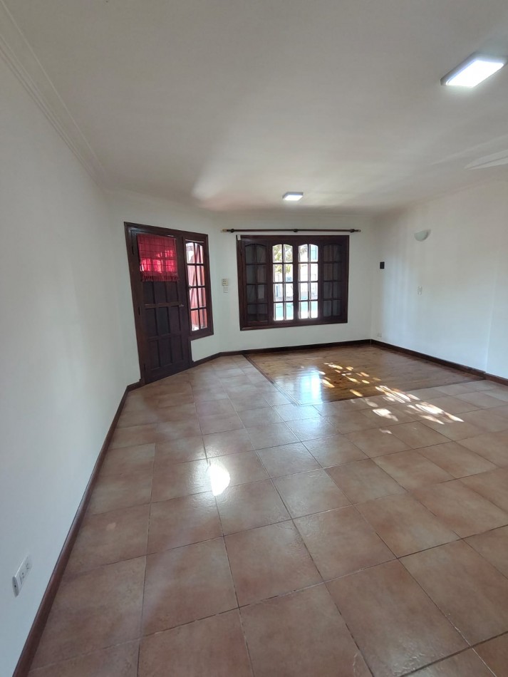 HERMOSO PH DE 4 AMBIENTES AMPLIO Y LUMINOSO