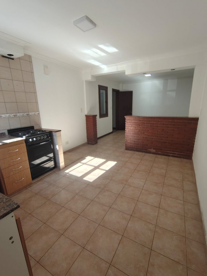 HERMOSO PH DE 4 AMBIENTES AMPLIO Y LUMINOSO