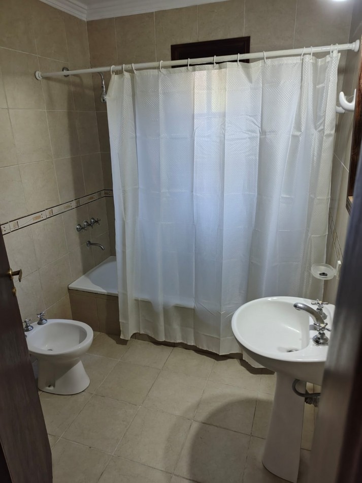 HERMOSO PH DE 4 AMBIENTES AMPLIO Y LUMINOSO