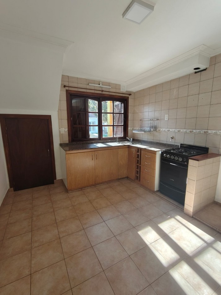 HERMOSO PH DE 4 AMBIENTES AMPLIO Y LUMINOSO