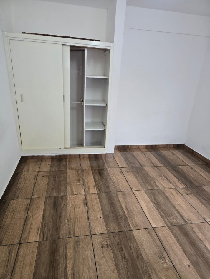 ALQUILER 24 MESES. PH 3 AMBIENTES CON PATIO. NEUQUEN Y LIBERTAD