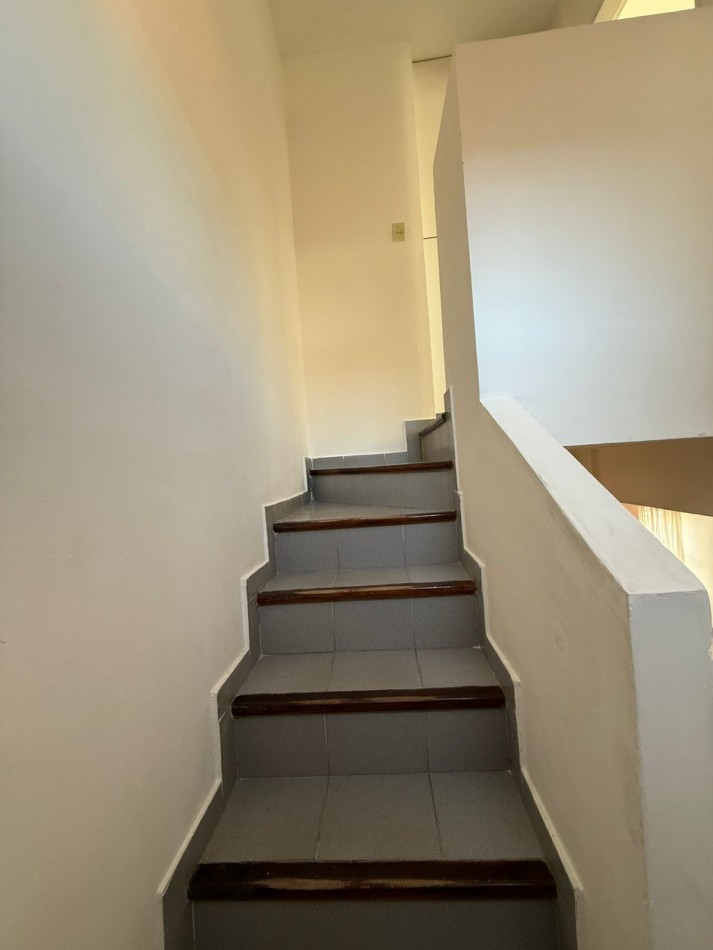 DUPLEX 3 AMBIENTES SOBRE NECOCHEA AL 7200