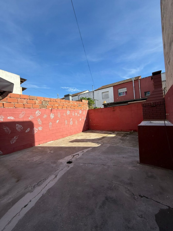 DUPLEX 3 AMBIENTES SOBRE NECOCHEA AL 7200