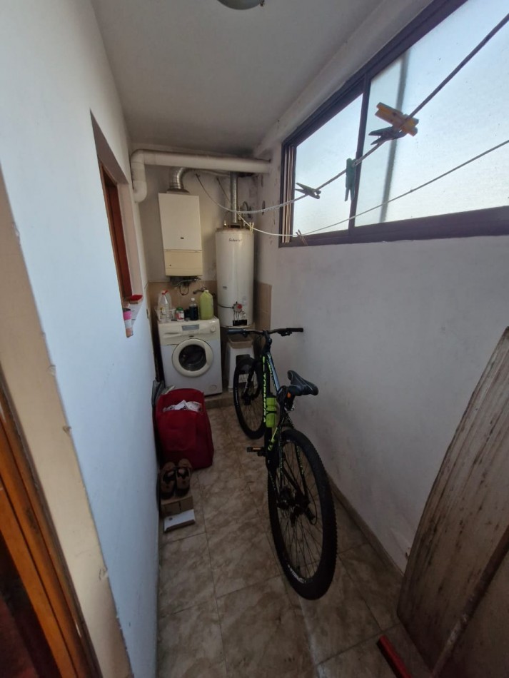 DEPARTAMENTO TIPO PH DE 3 AMBIENTES EN UN PRIMER PISO