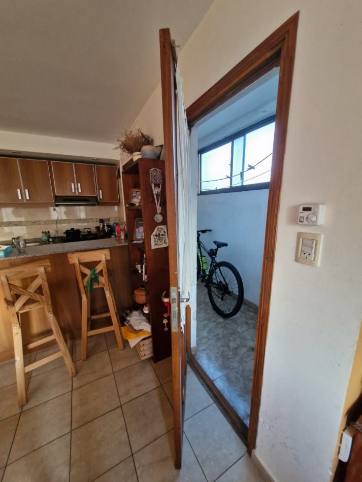 DEPARTAMENTO TIPO PH DE 3 AMBIENTES EN UN PRIMER PISO