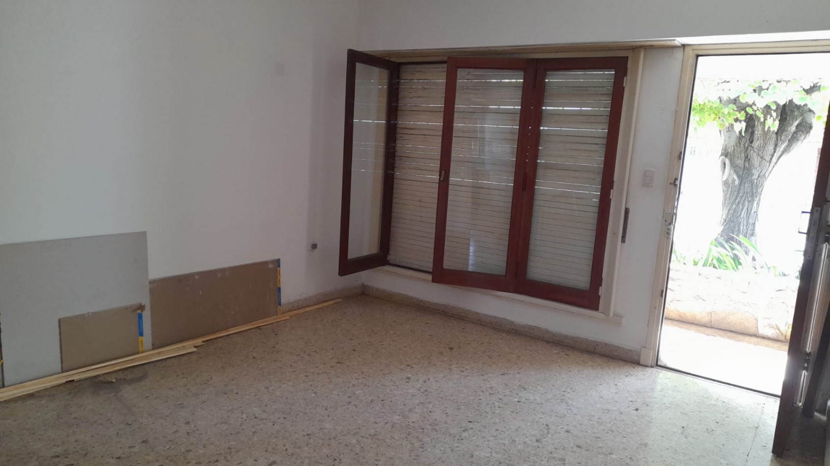 ALQUILER 24 MESES. CHALET 3 AMBIENTES, ZONA MAIPU 4800