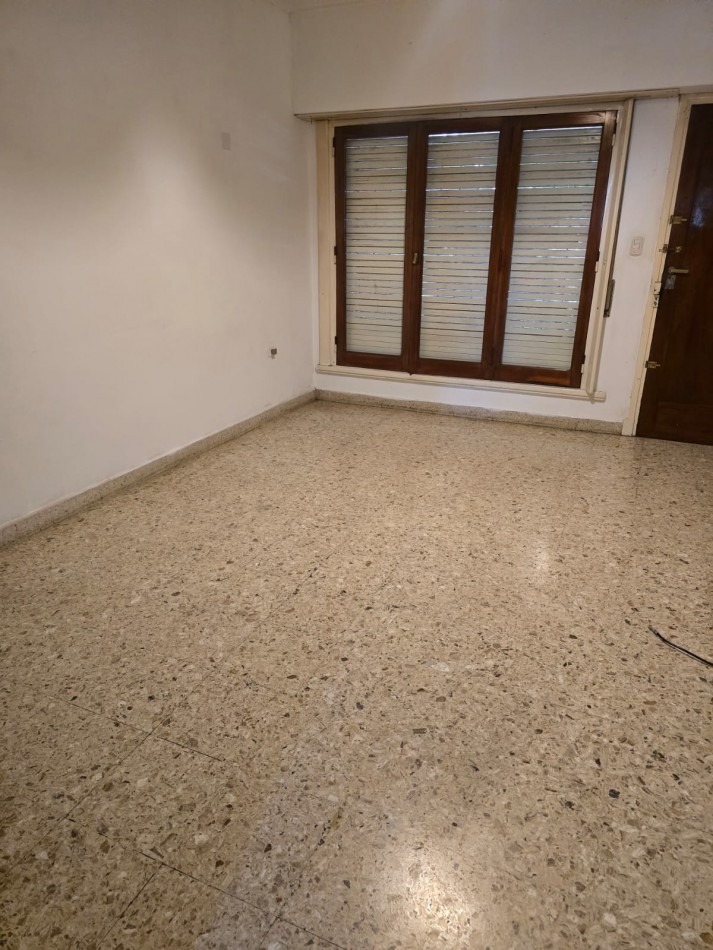 ALQUILER 24 MESES. CHALET 3 AMBIENTES, ZONA MAIPU 4800