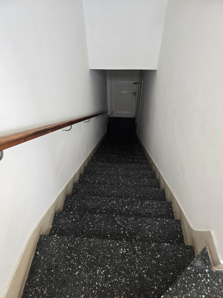 PH DE 3 AMBIENTES EN PRIMER PISO POR ESCALERA