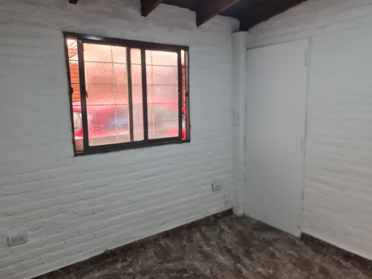 ALQUILER 12 MESES. DOS AMBIENTES ITUZAINGO 6500