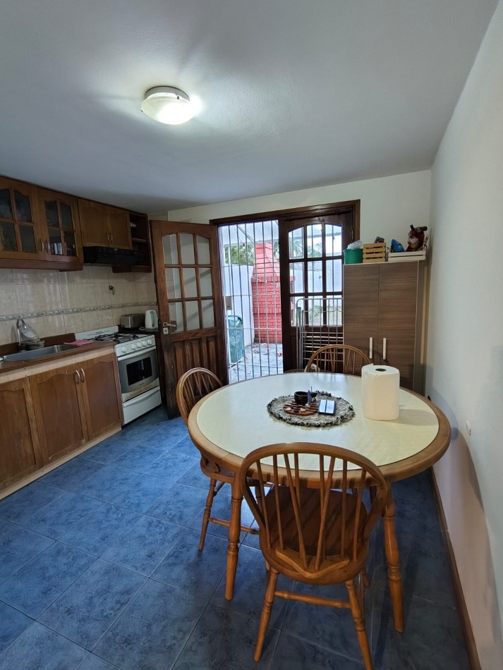 DUPLEX 4 AMBIENTES EN BARRIO SAN JUAN