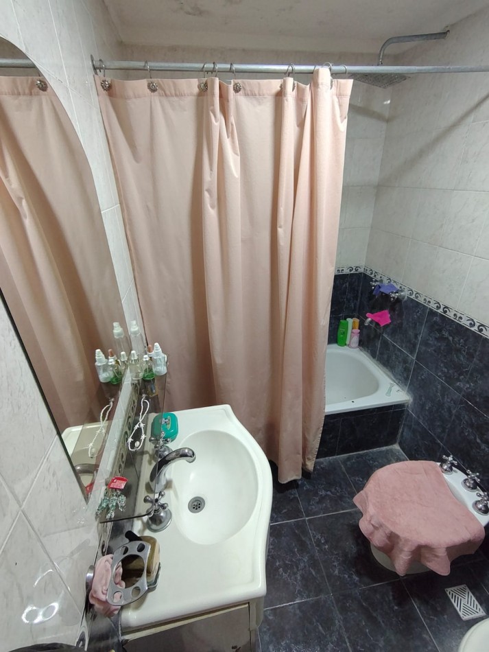 DUPLEX 4 AMBIENTES EN BARRIO SAN JUAN