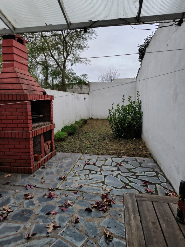 DUPLEX 4 AMBIENTES EN BARRIO SAN JUAN