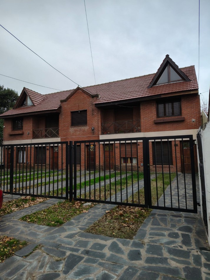 DUPLEX 4 AMBIENTES EN BARRIO SAN JUAN