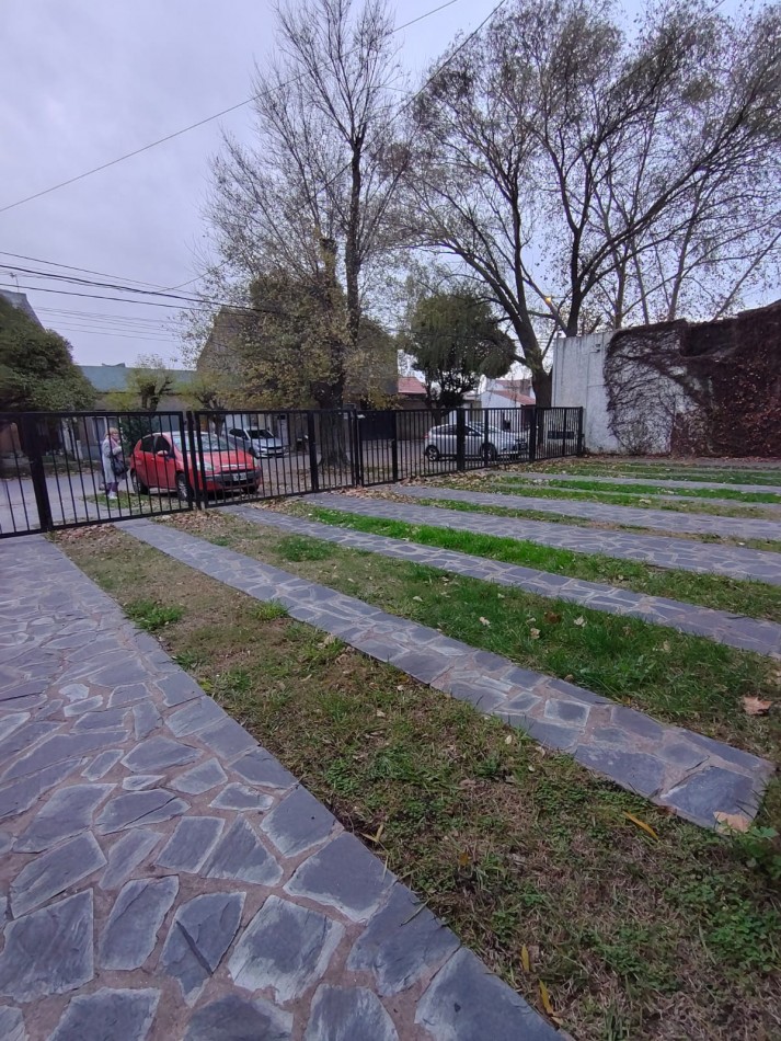 DUPLEX 4 AMBIENTES EN BARRIO SAN JUAN