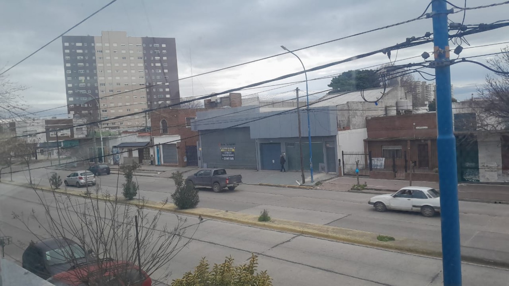 ALQUILER LOCAL COMERCIAL SOBRE  AVDA JARA