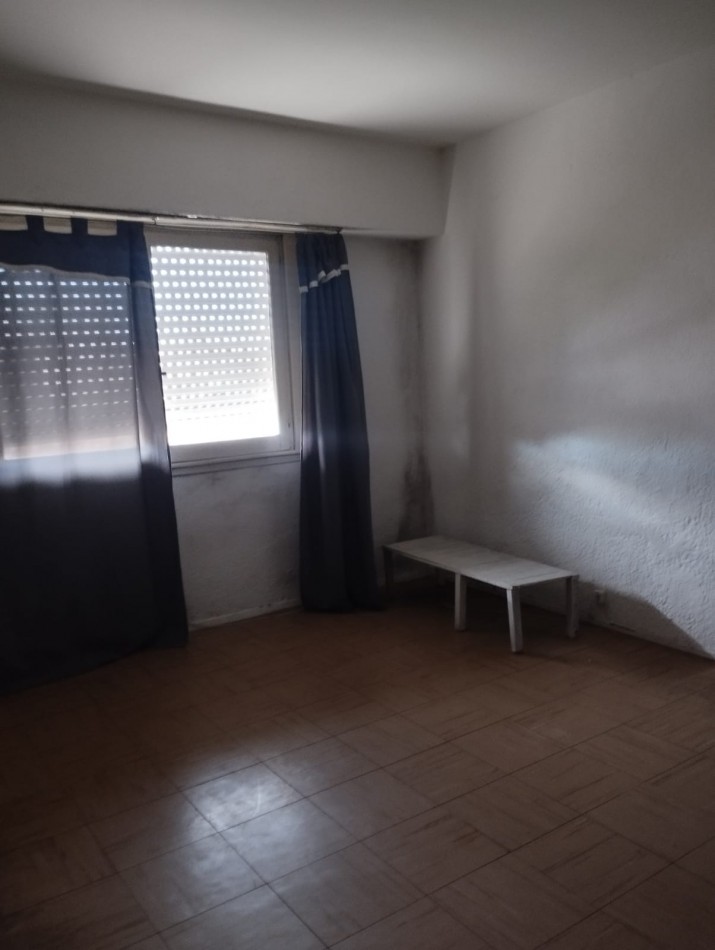 EN VENTA. 3 AMBIENTES EN COMPLEJO CERRADO, CON ESTACIONAMIENTO. APTO CREDITO. SOBRE AVENIDA LIBERTAD
