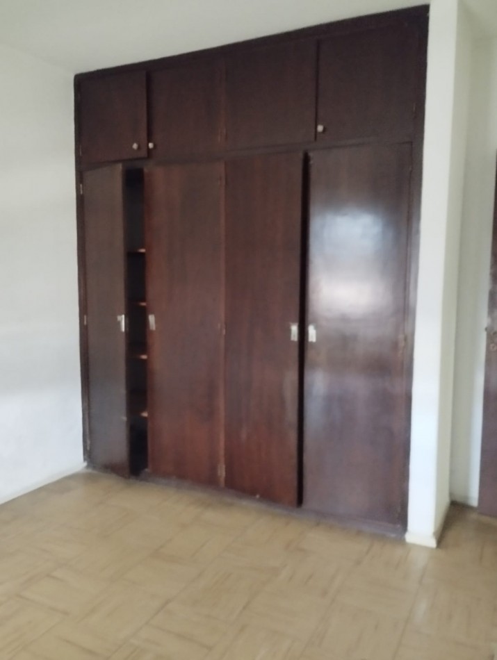 EN VENTA. 3 AMBIENTES EN COMPLEJO CERRADO, CON ESTACIONAMIENTO. APTO CREDITO. SOBRE AVENIDA LIBERTAD