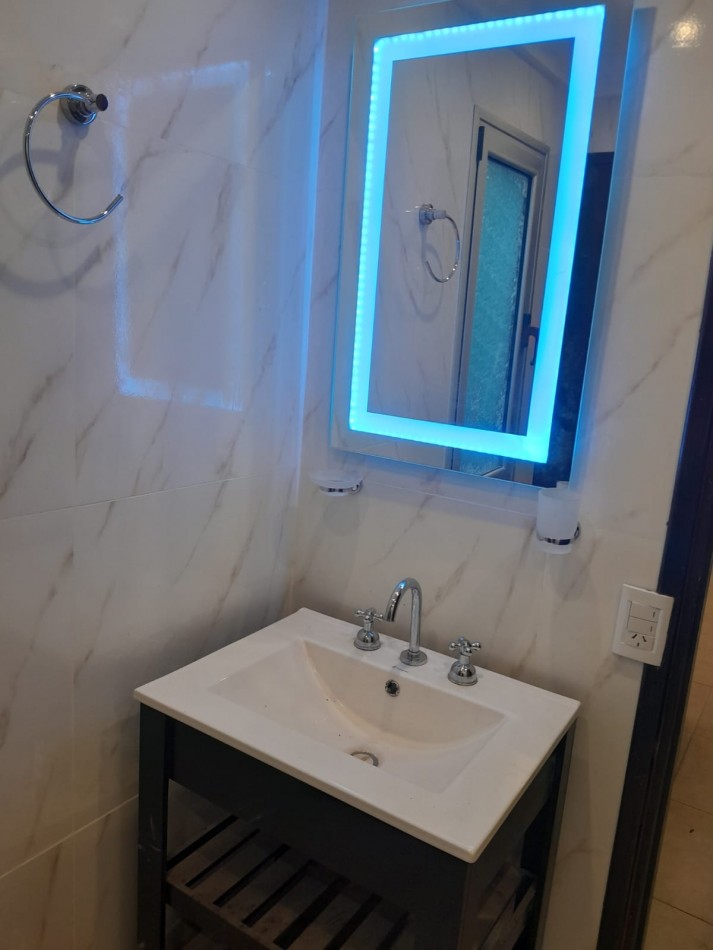 ALQUILER 24 MESES. CHALET EN PLANTA BAJA, 3 AMBIENTES. ZONA FRENCH Y SAN JUAN