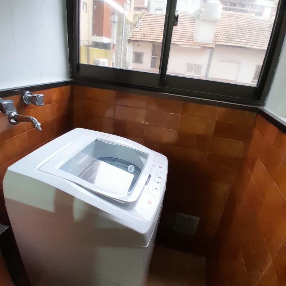 DEPARTAMENTO MONOAMBIENTE EN ZONA CENTRO