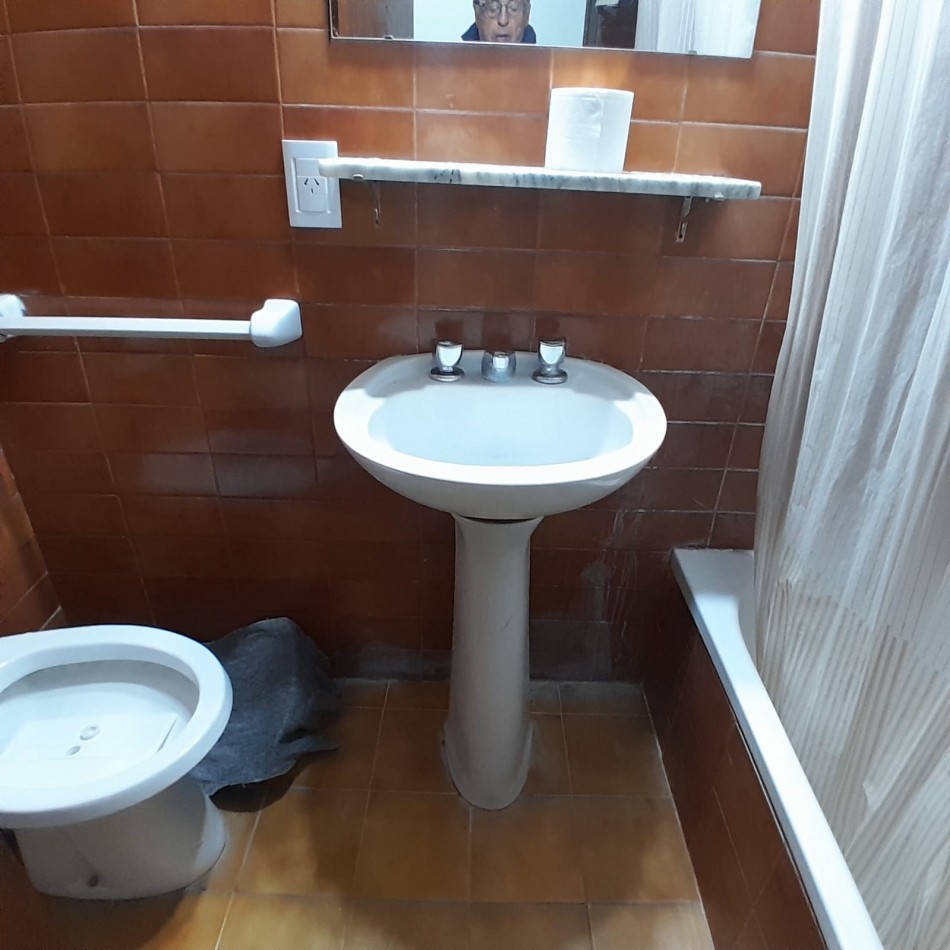 DEPARTAMENTO MONOAMBIENTE EN ZONA CENTRO