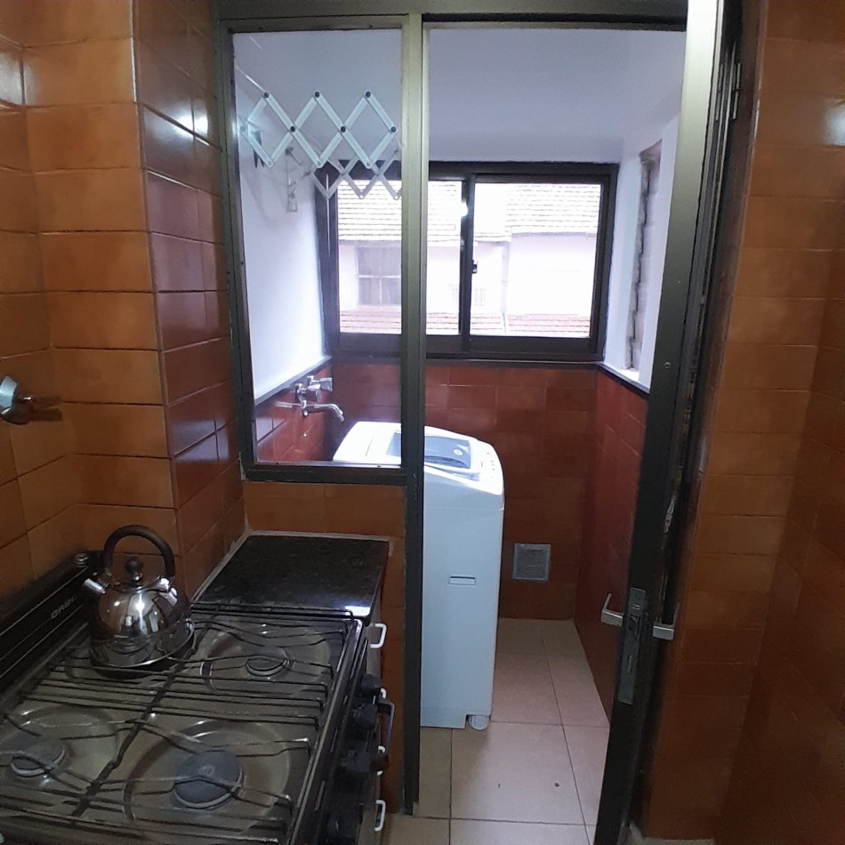 DEPARTAMENTO MONOAMBIENTE EN ZONA CENTRO