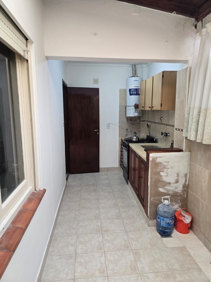 DEPARTAMENTO DE 2 AMBIENTES EN LIBERTAD E ITALIA