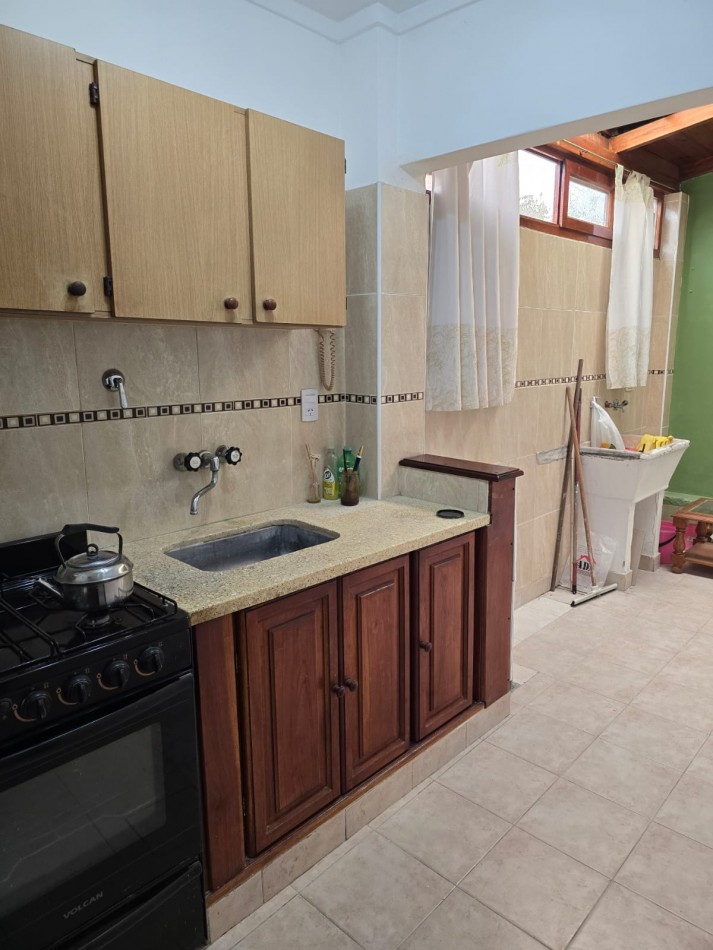 DEPARTAMENTO DE 2 AMBIENTES EN LIBERTAD E ITALIA