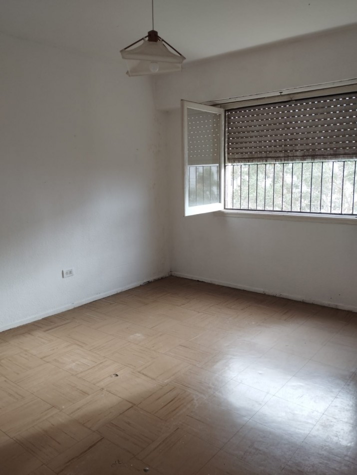 OPORTUNIDAD, DEPARTAMENTO DE 3 AMBIENTES. APTO CREDITO.