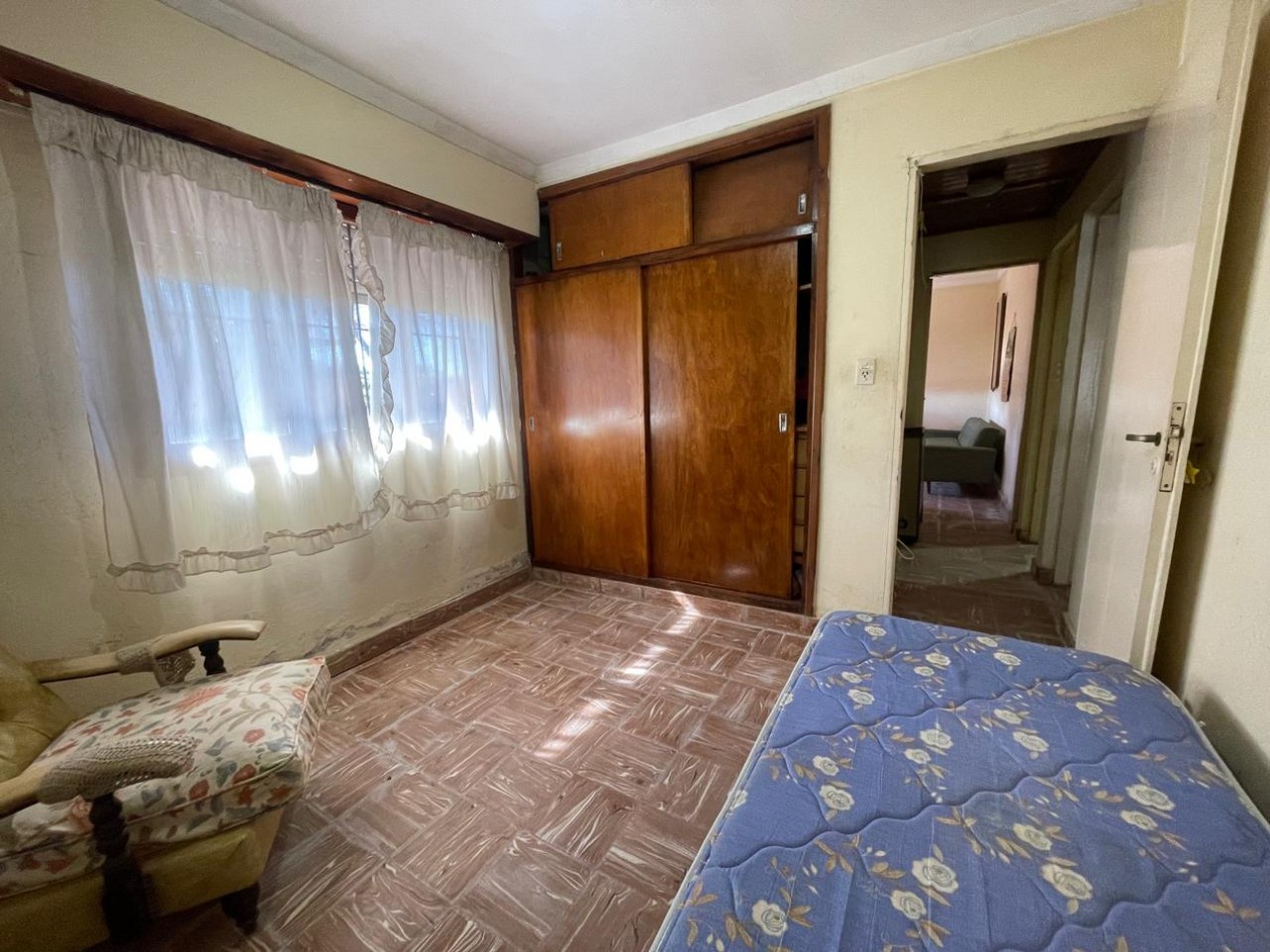 CHALET DE 3 AMBIENTES EN ESQUINA DE LIBERTAD Y TANDIL