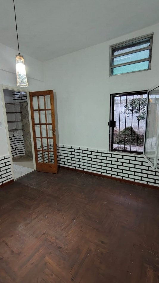 DEPARTAMENTO DE 2 AMBIENTES ZONA UNIVERSITARIA, APTO CREDITO.