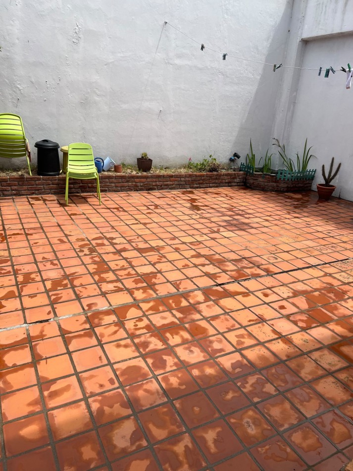 CHALET EN ALQUILER. APTO PROFESIONAL.
