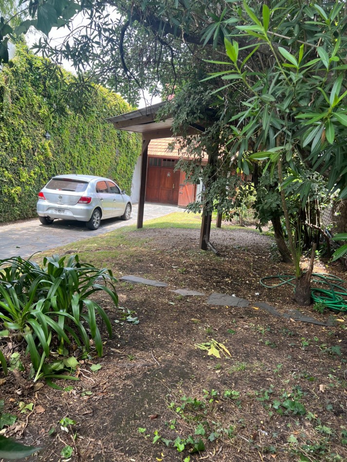 CHALET EN ALQUILER. APTO PROFESIONAL.