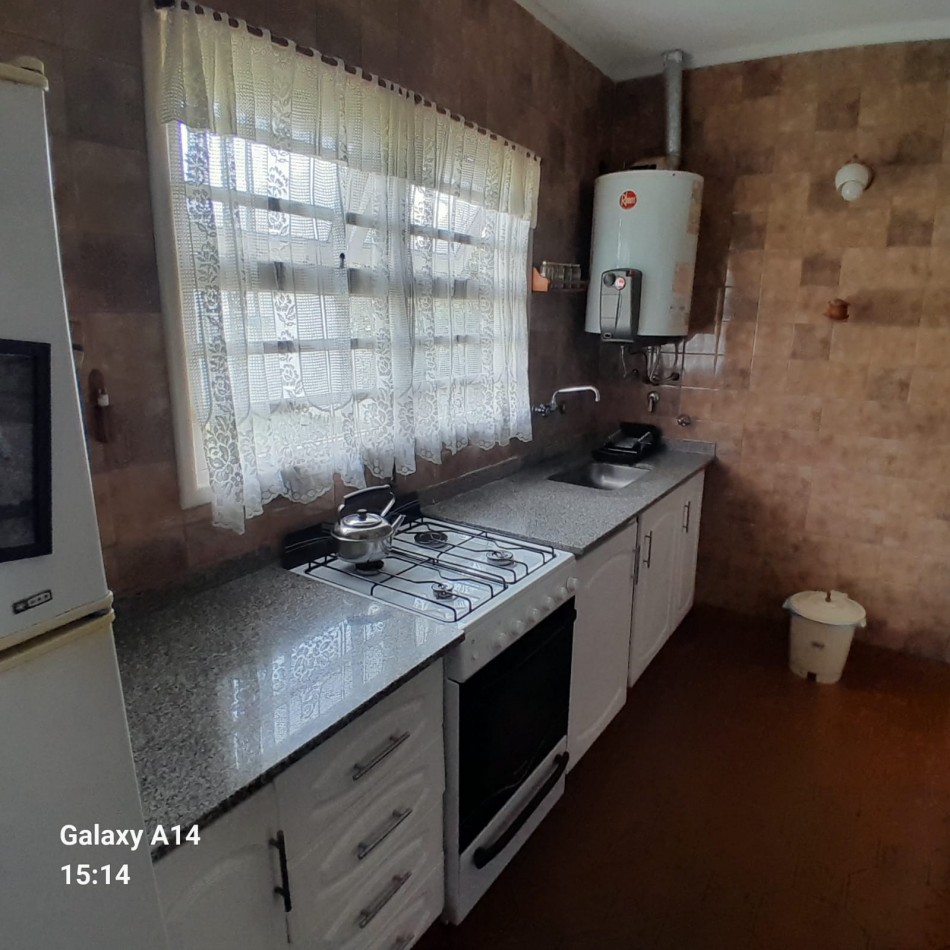 CHALET DE 3 AMBIENTES EN ZONA PUERTO. APTO CREDITO.