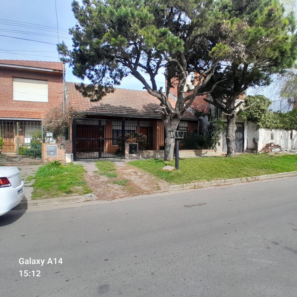 CHALET DE 3 AMBIENTES EN ZONA PUERTO. APTO CREDITO.